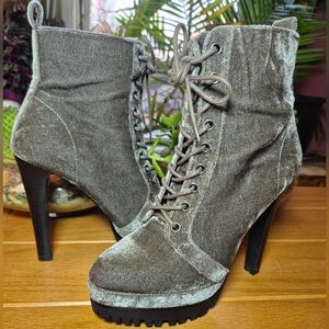 ALDO ‘Aliria’‎ Velvet Lace Up/Zip Platform Boots - Womens 7.5
